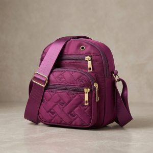 női steppelt nylon crossbody táska – könnyű vízálló válltáska több zsebes kialakítással utazáshoz és mindennapi használatra — 204 five pockets purple